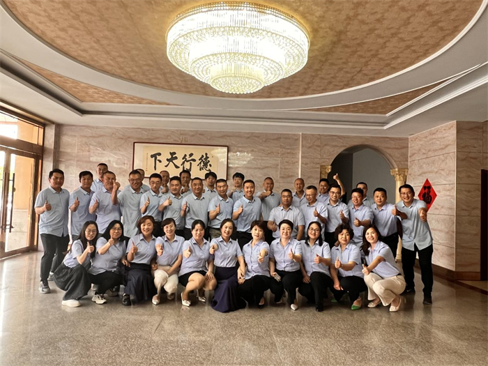 未來不負韶華，繼續(xù)砥礪前行，第一季度總結大會順利召開